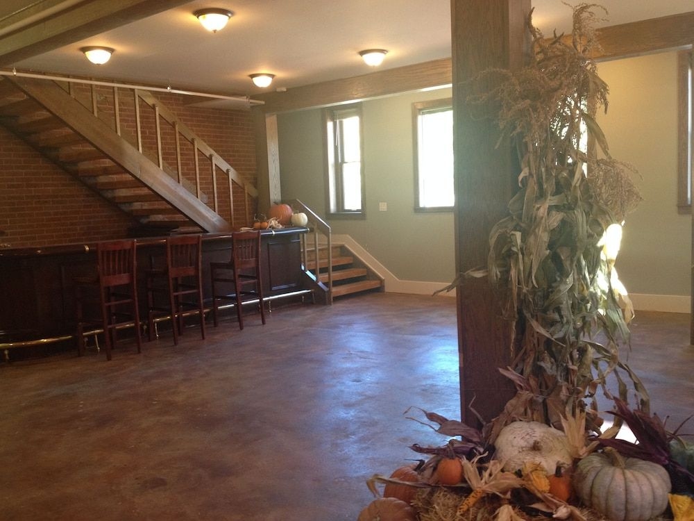 Patterson Inn3
