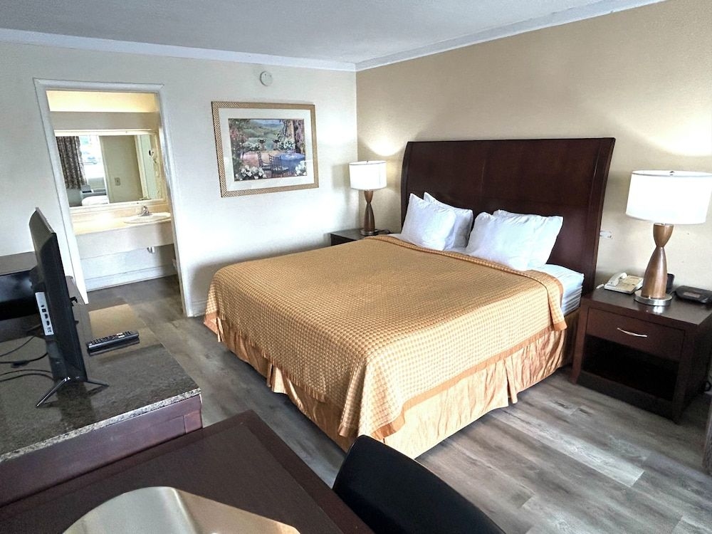 Relax Inn Perry4