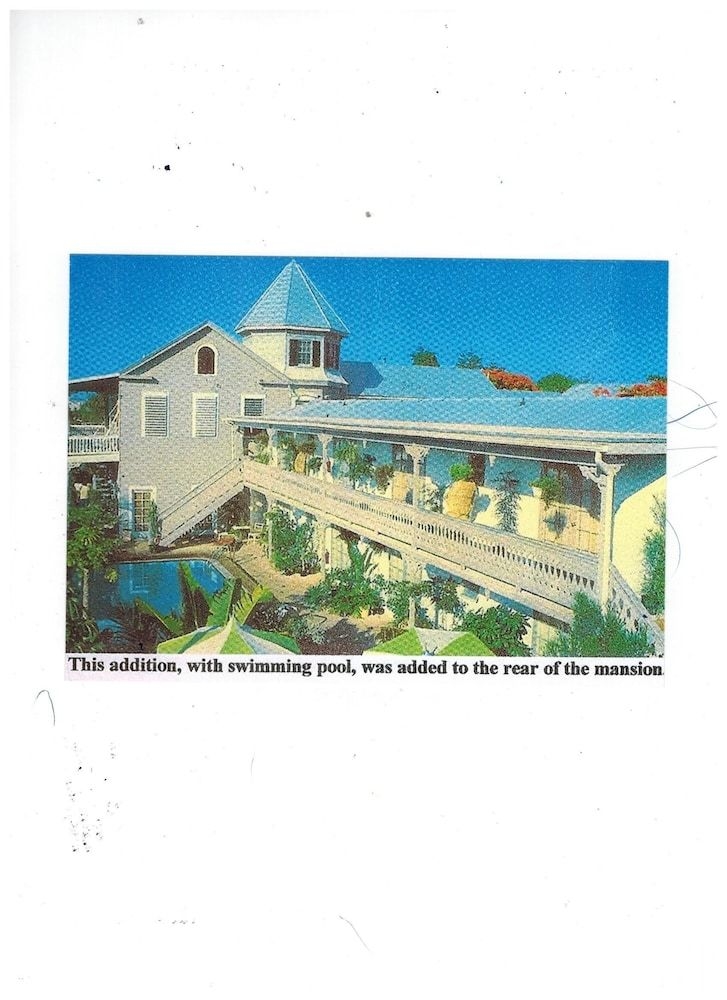 The Palms Hotel3