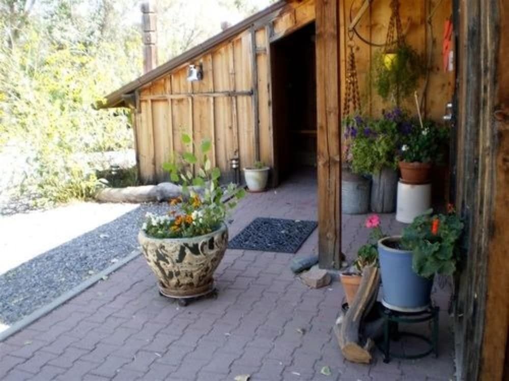 Silver River Adobe Inn2