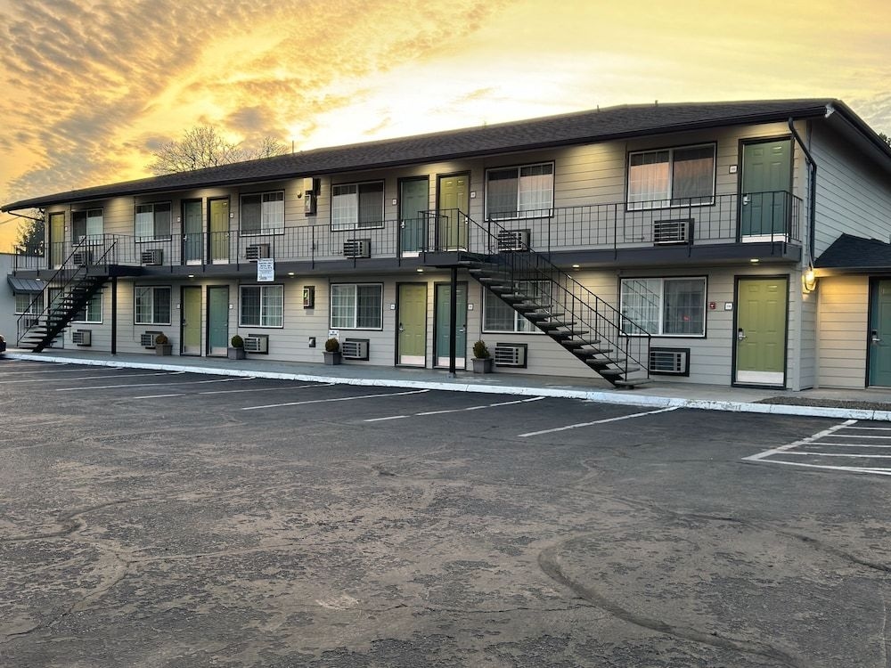 Royal Inn Eugene0