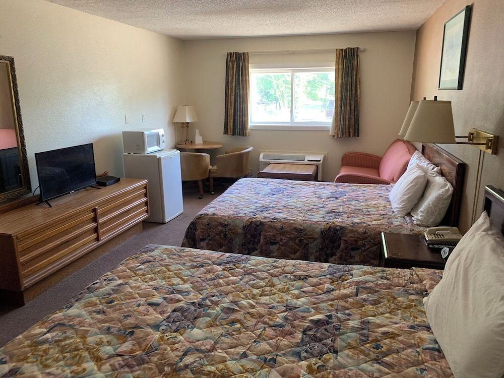 AMERICAS BEST VALUE INN MACOMB3