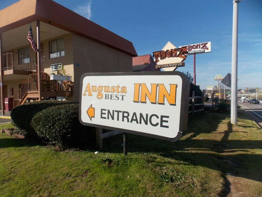 Augusta Best Inn1