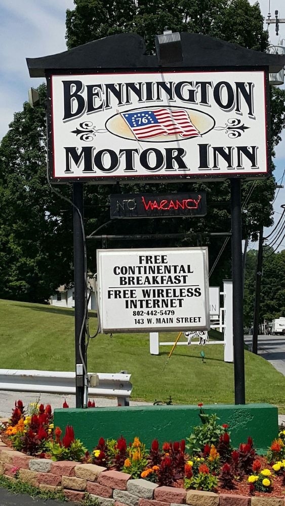 Bennington Motor Inn0