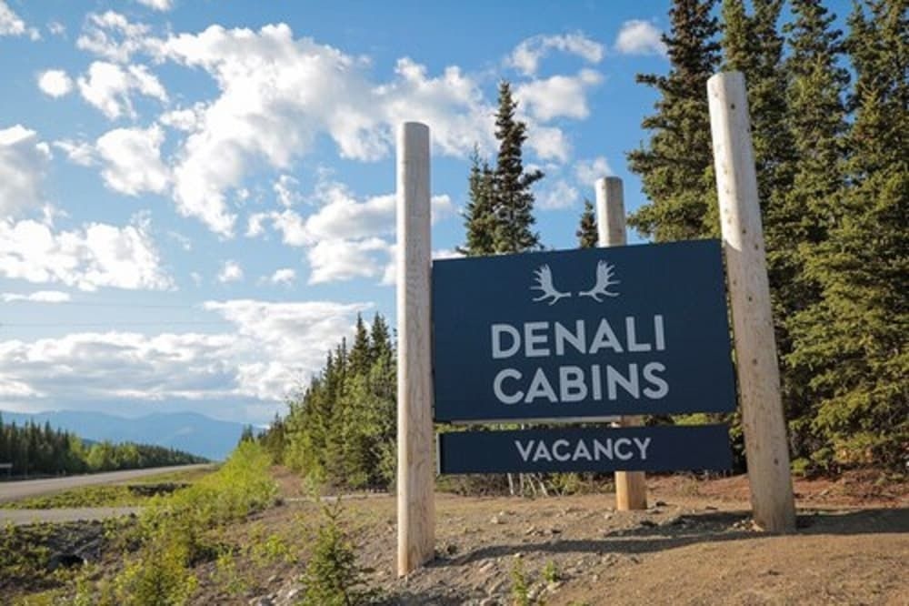 Denali Cabins0