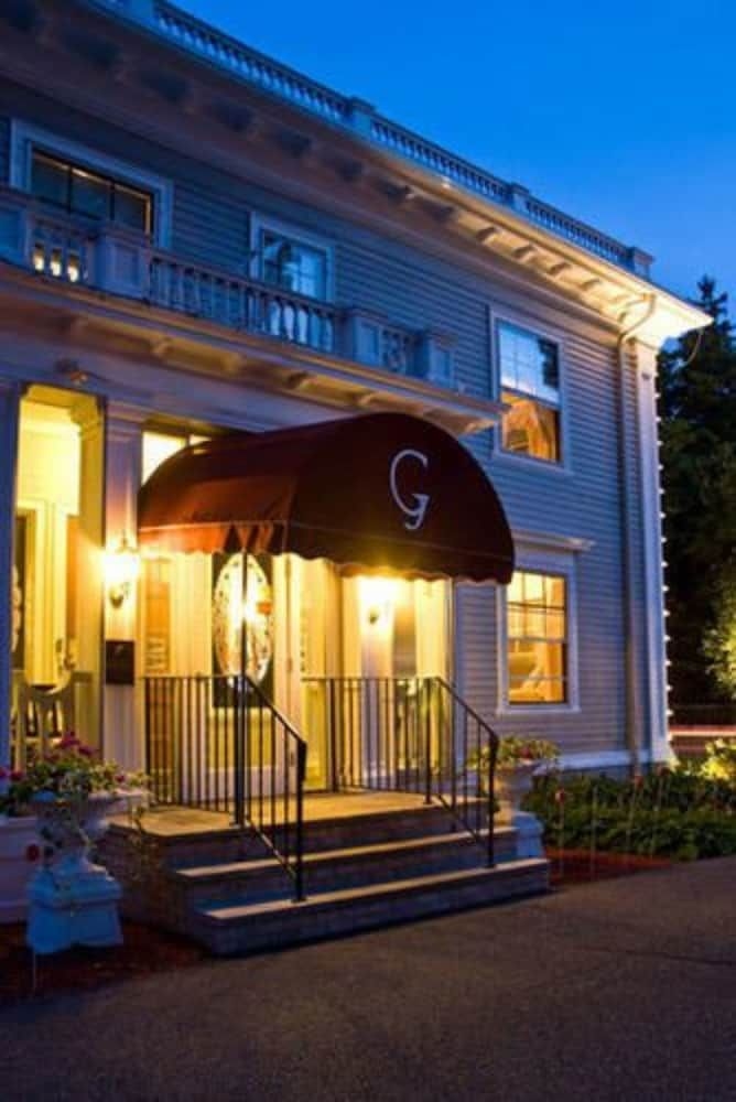 Gateways Inn & Restaurant3