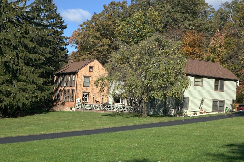Baladerry Inn2