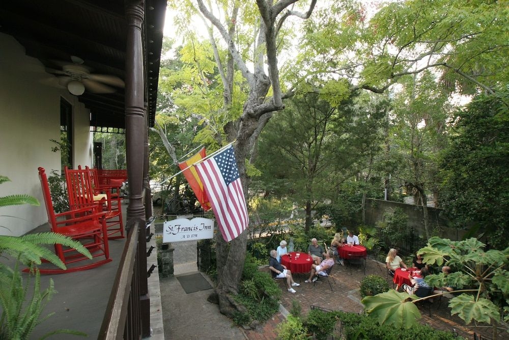 St Francis Inn4