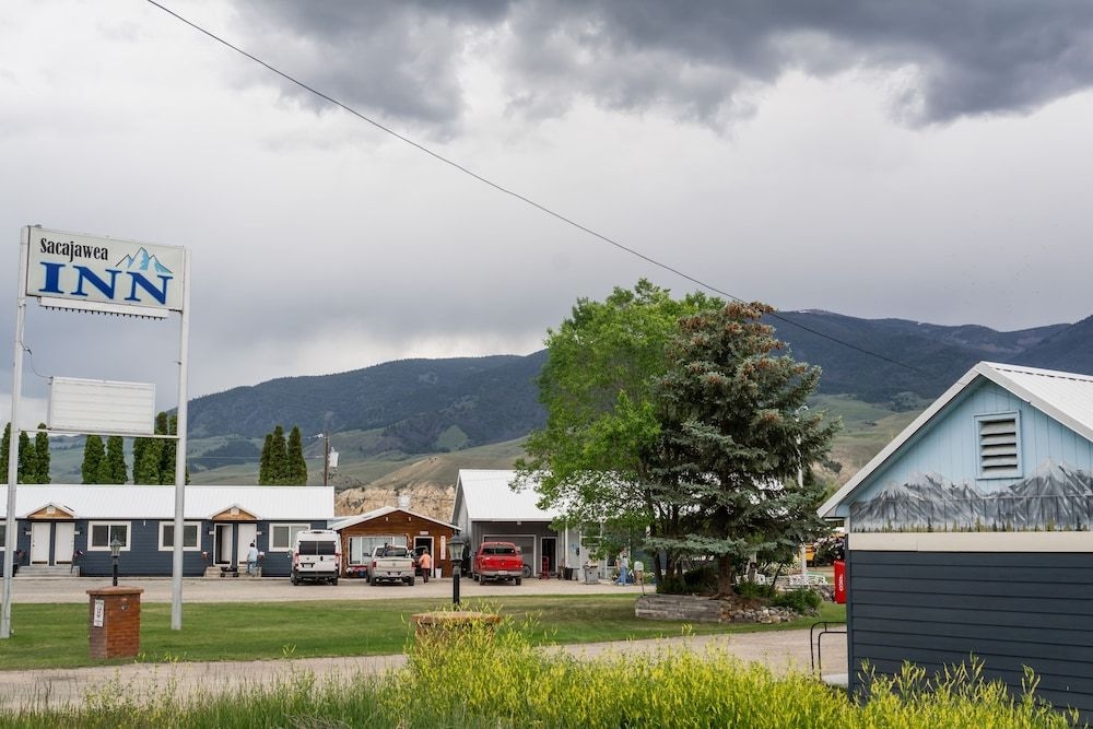 Sacajawea Inn0