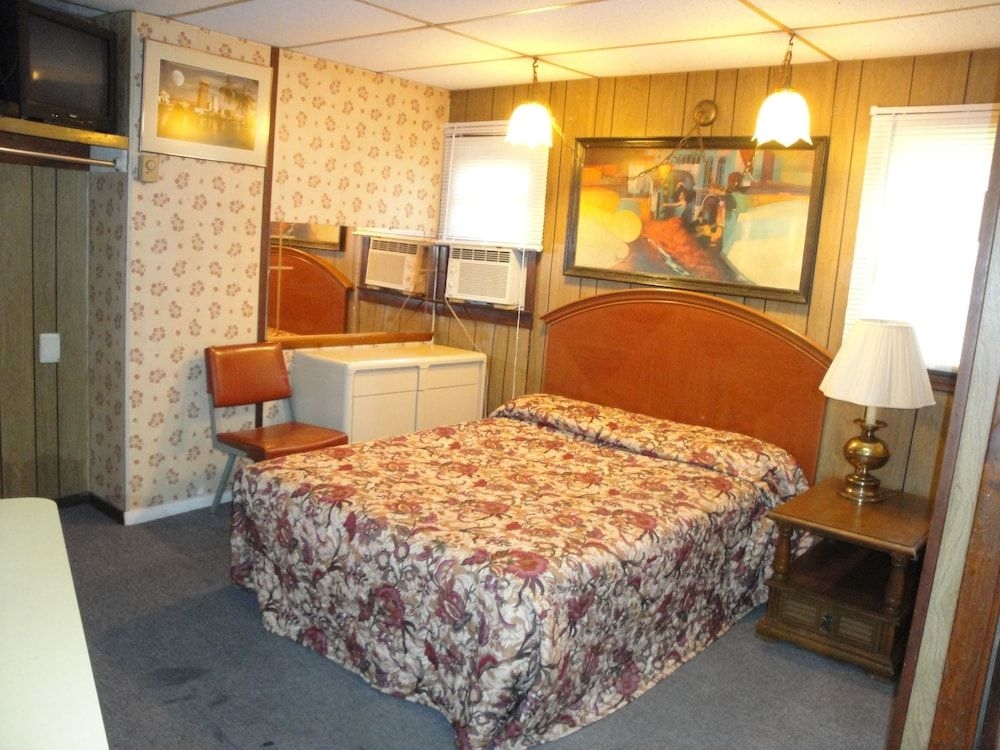 Jade Inn Motel3
