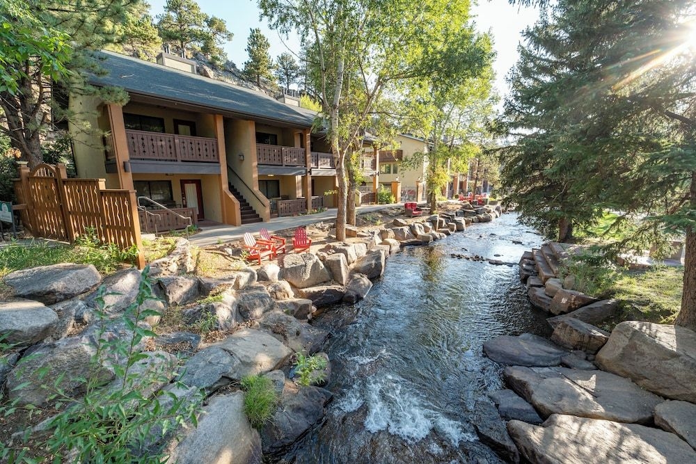 Silver Moon Inn2