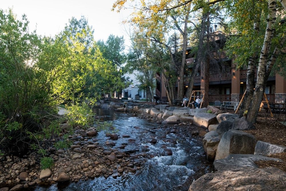 Silver Moon Inn1