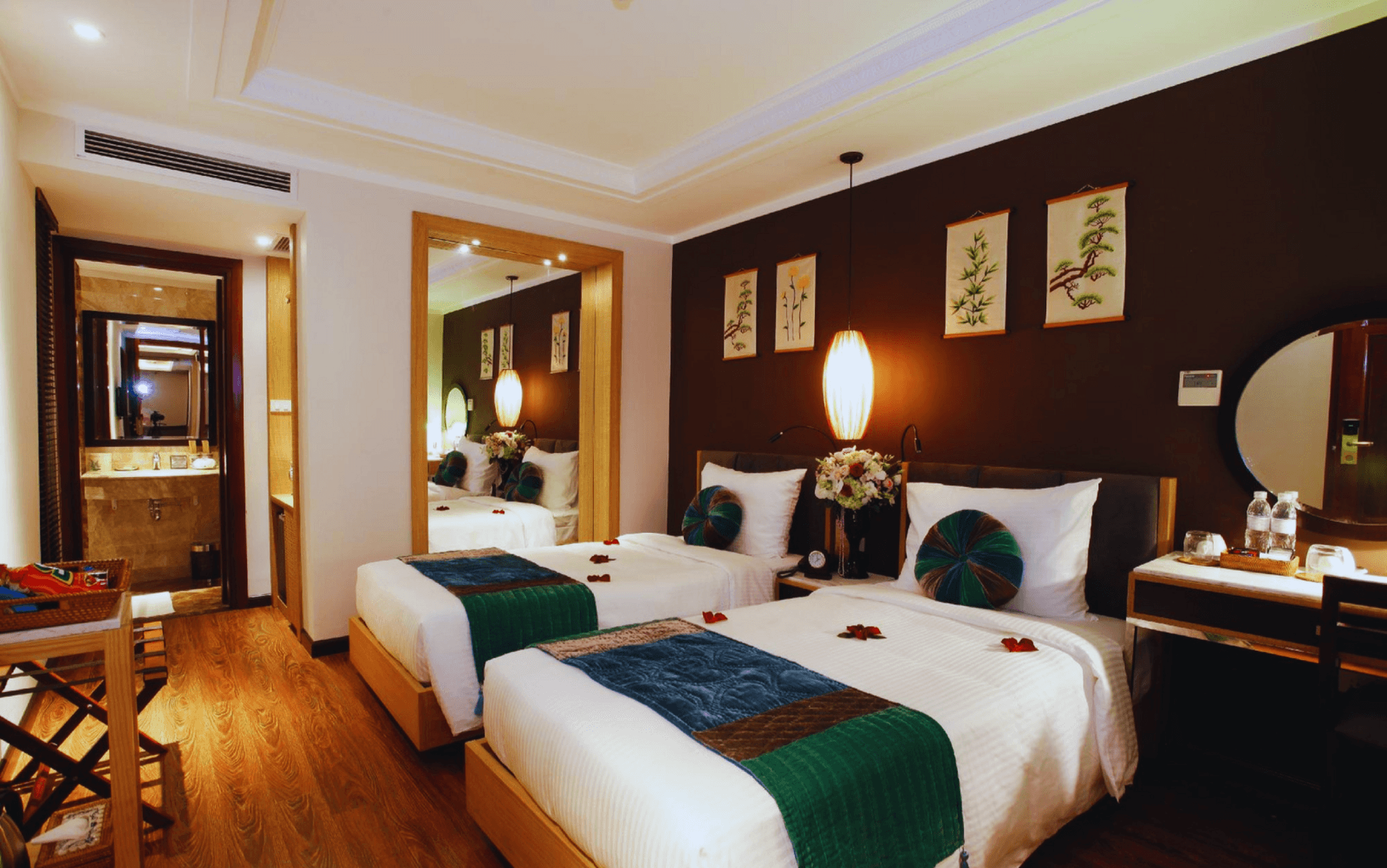 ซัป โฮเทล บาย คอนเน็ก (Hotel Emerald Waters Classy)4