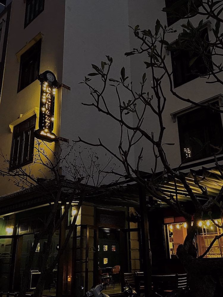 Chu hotel1