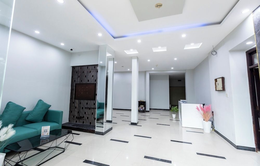 Cosmos Hotel3