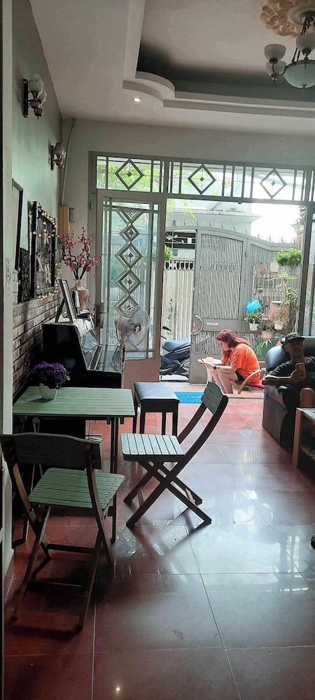 Long Hostel3