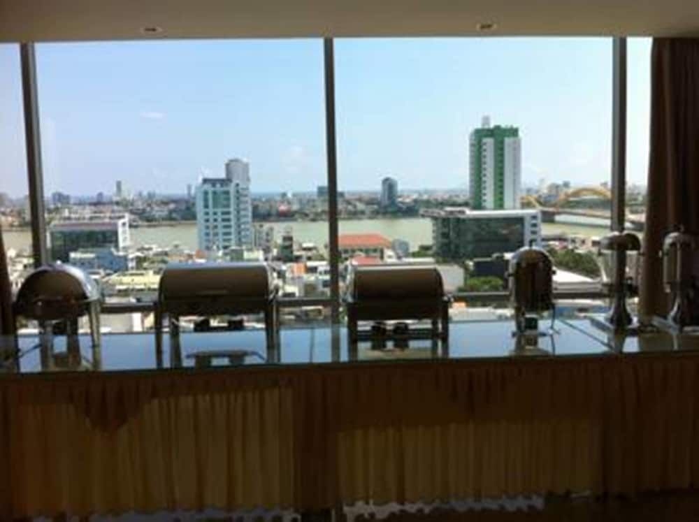 Hamilton Oceanview Villa4