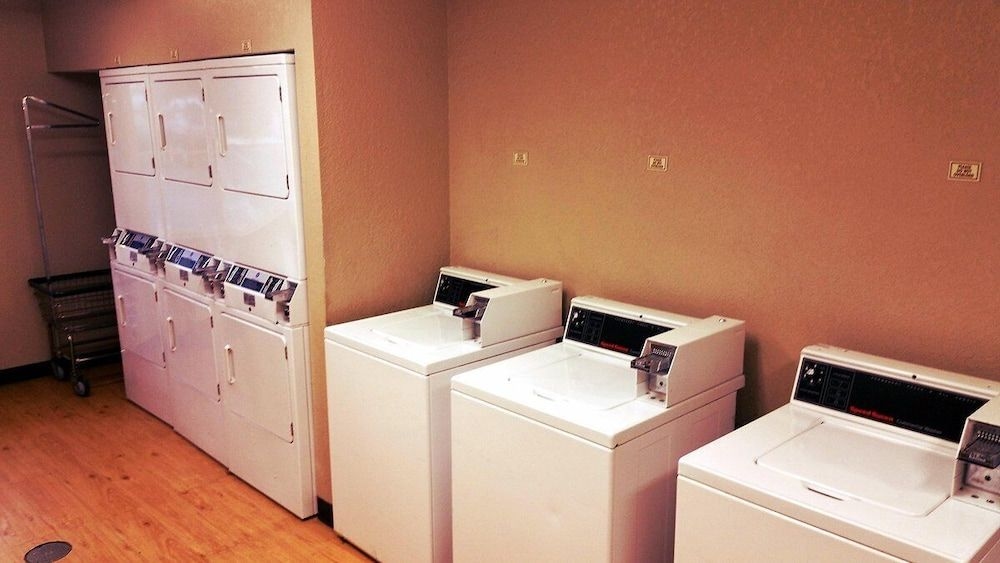 Suburban Extended Stay Hotel0