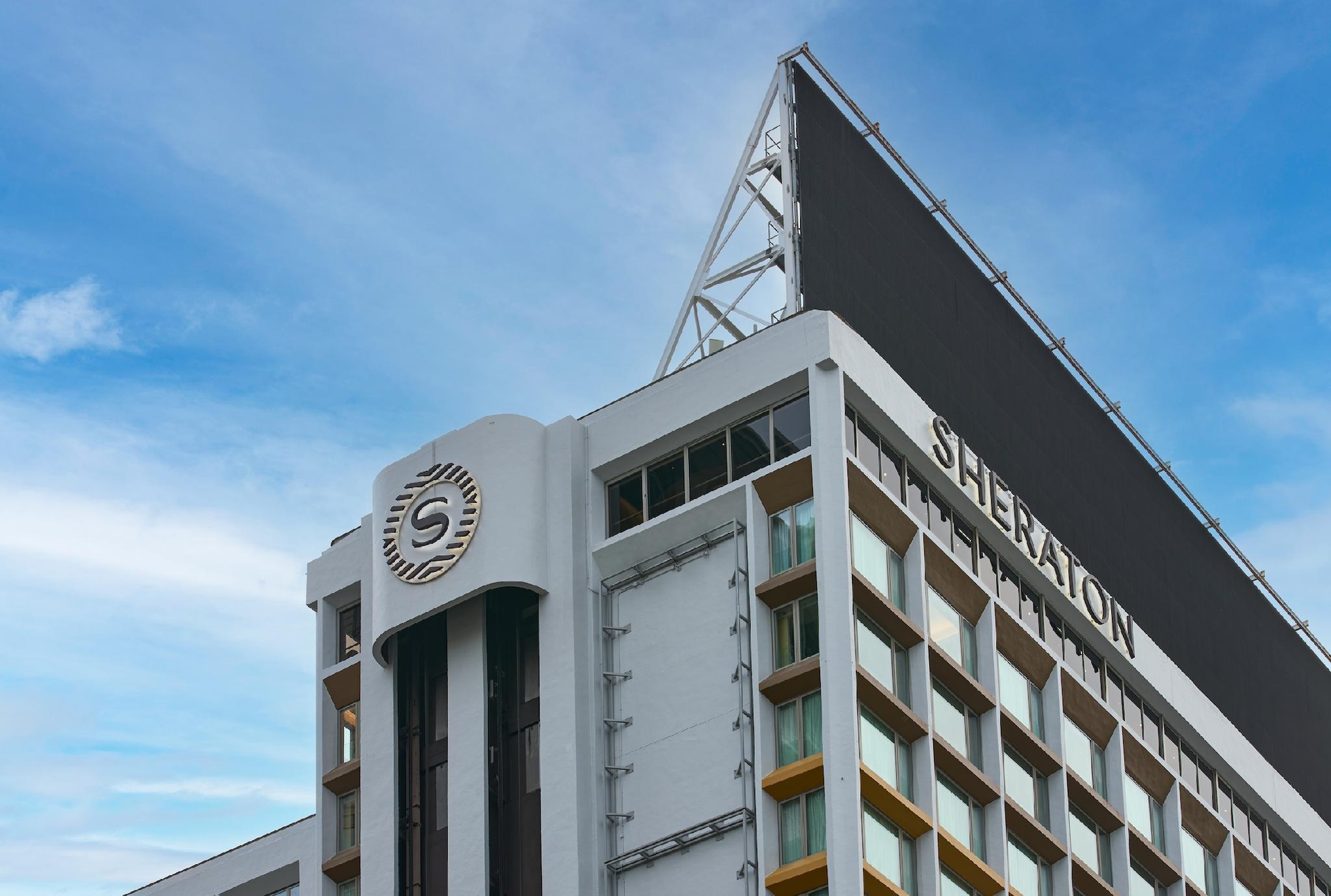 เชอราตัน ฮ่องกง โฮเต็ล แอนด์ ทาวเวอร์ (Sheraton Hong Kong Hotel & Towers)0
