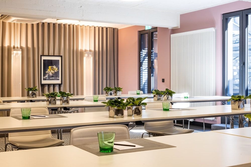 Antik Hotel Bristol4