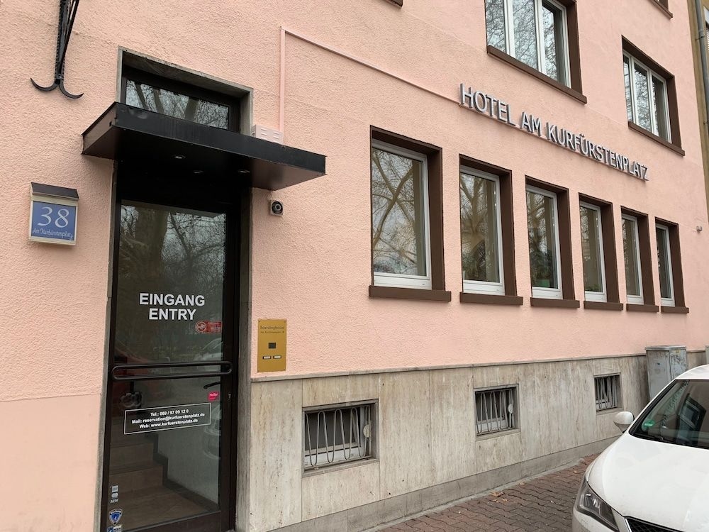 Am Kurfuerstenplatz1