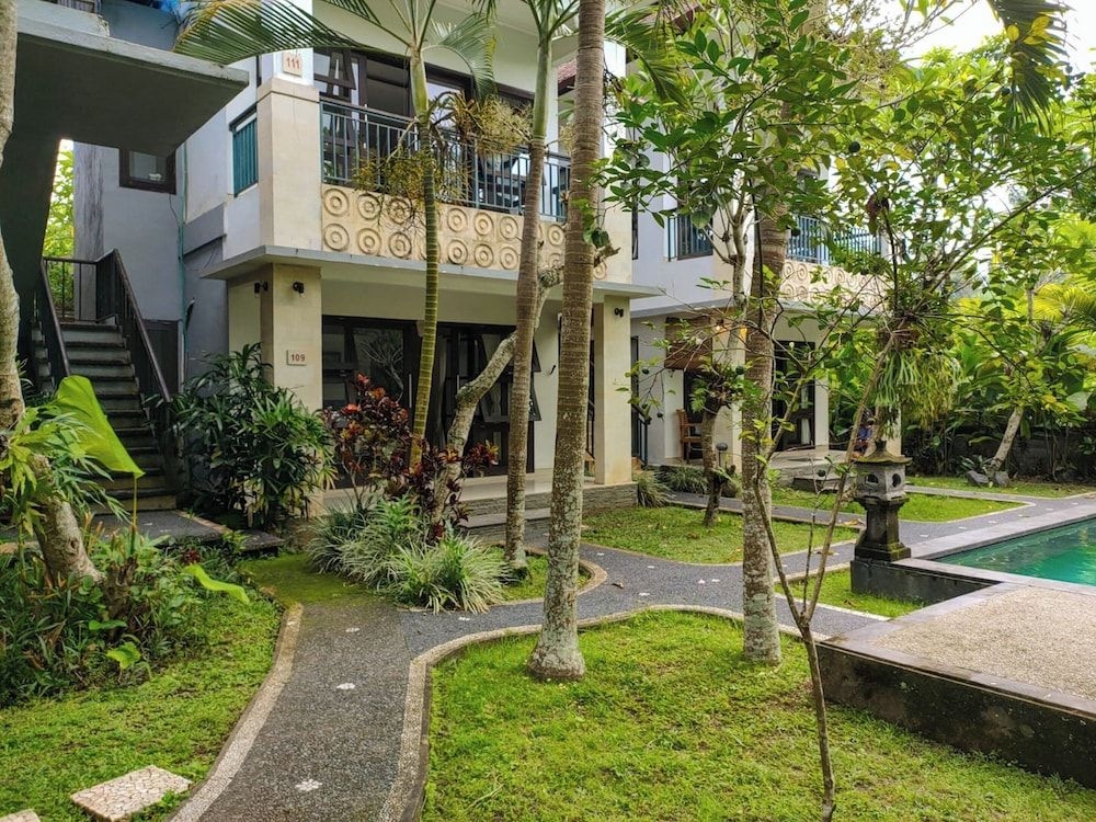 Puri Asri Villa0