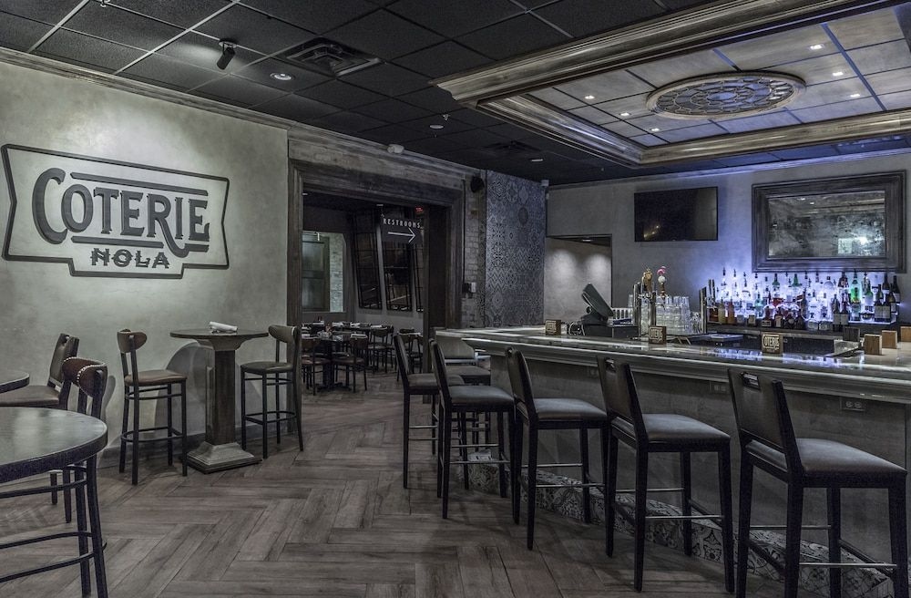 Chateau Dupre Hotel4