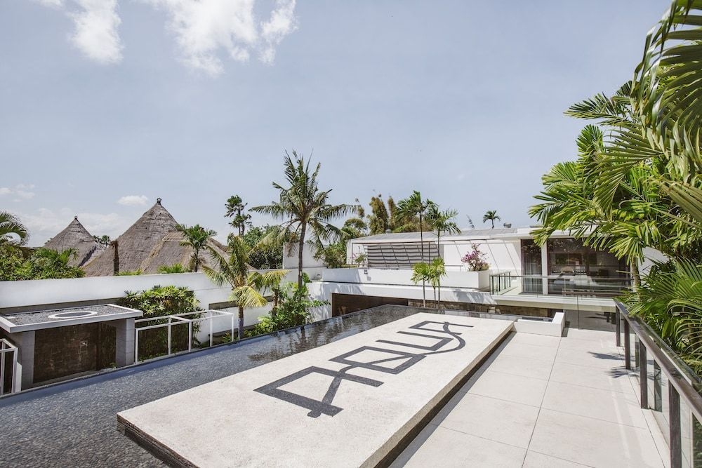 Villa Aqua Seminyak1
