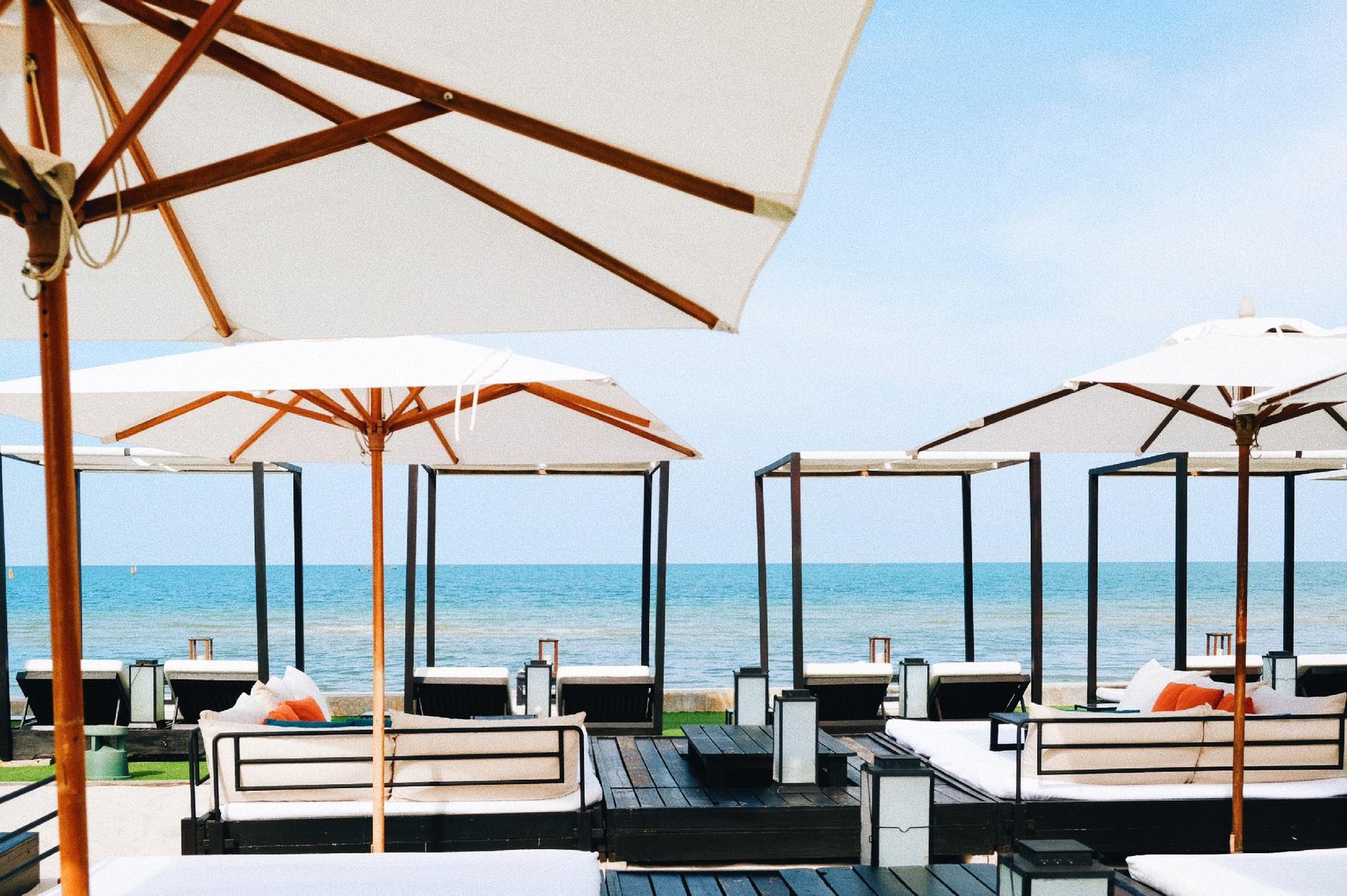 โรงแรมพุทธรักษา หัวหิน (Putahracsa Hua Hin Resort)1