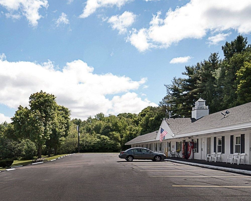 Rodeway Inn0