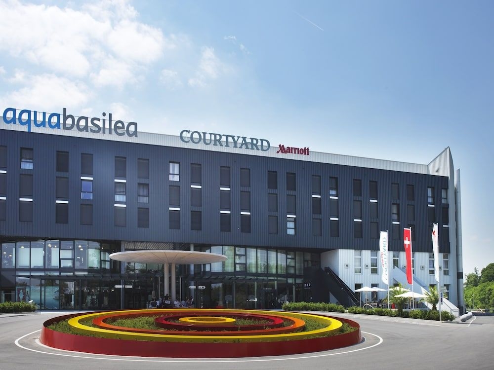 Courtyard by Marriott Basel4