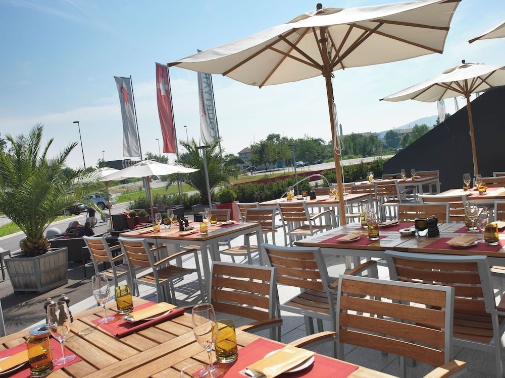 Courtyard by Marriott Basel1