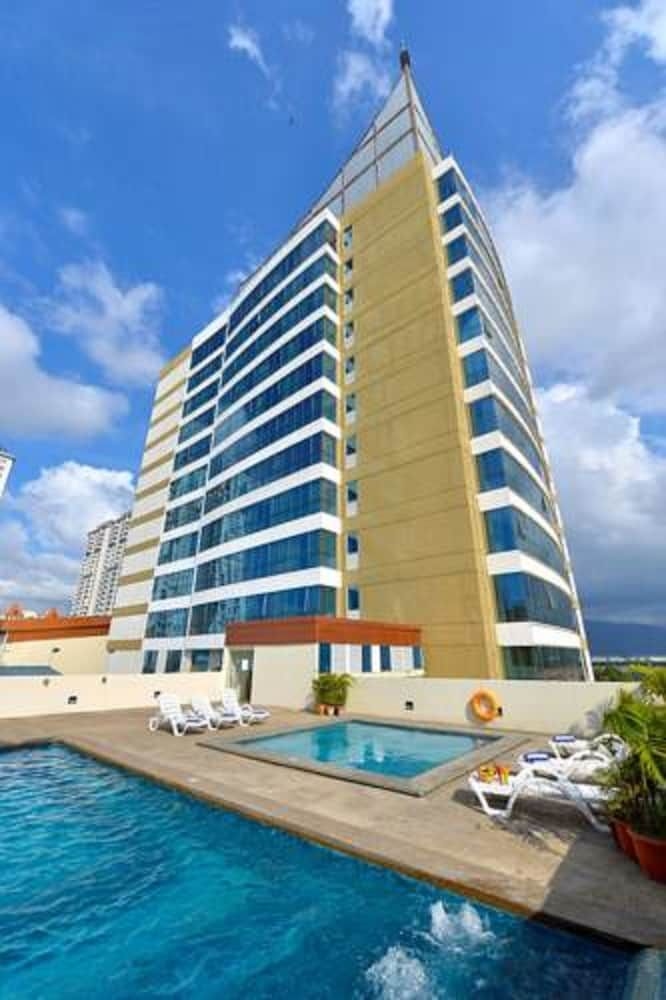 โรงแรมเดอะ คลากัน รีเจนซี (The Klagan Regency)2