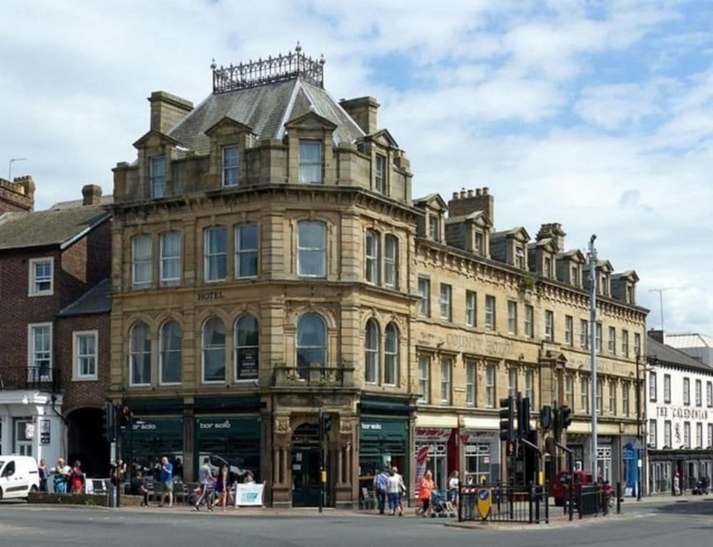 County Hotel1