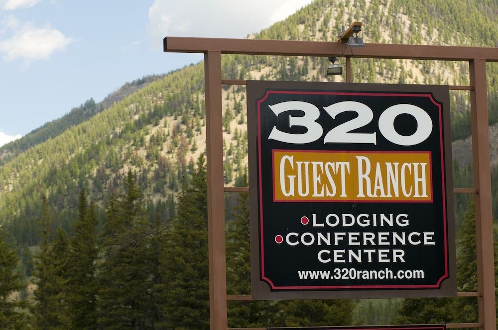 320 Guest Ranch0