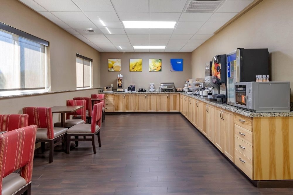 Comfort Inn4