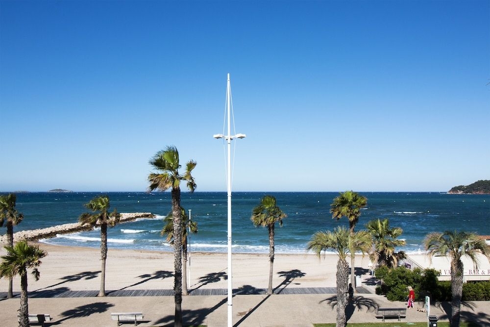 Bel Azur0