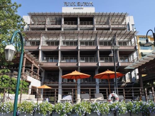 โรงแรมริวา เซอย่า กรุงเทพฯ (Riva Surya Bangkok Hotel)3