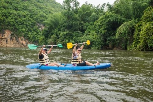 ริเวอร์แคว จังเกิลราฟท์ รีสอร์ต (River Kwai Jungle Rafts Resort)1