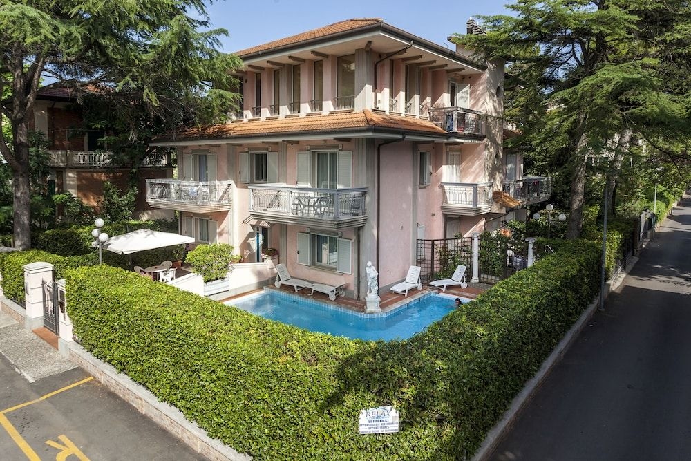 Villa Lidia1