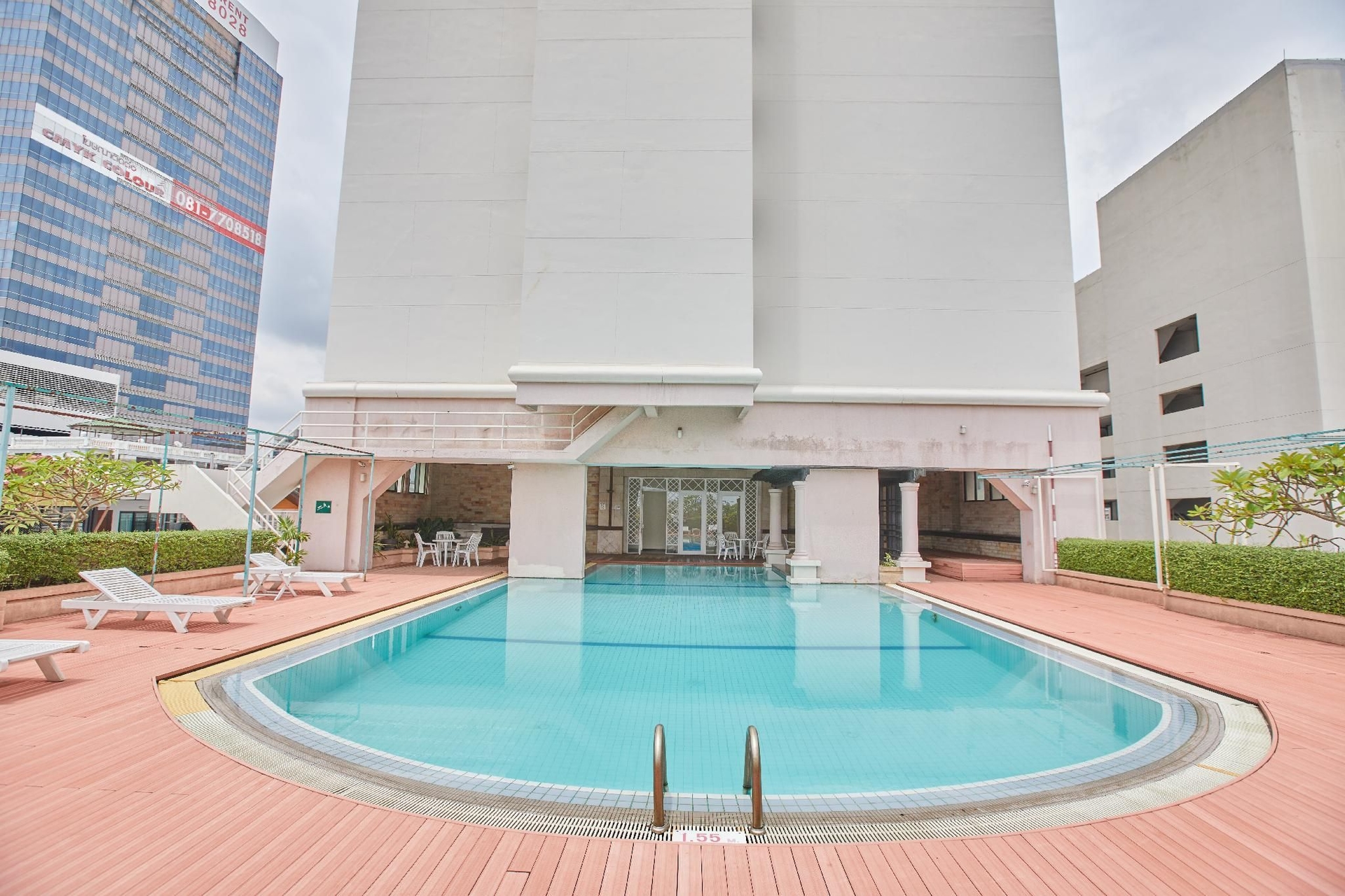 โรงแรมรอยัล ซิตี้ (The Royal City Hotel)3