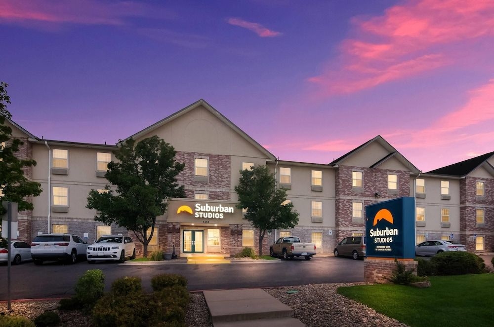 Savannah Suites - Arvada0