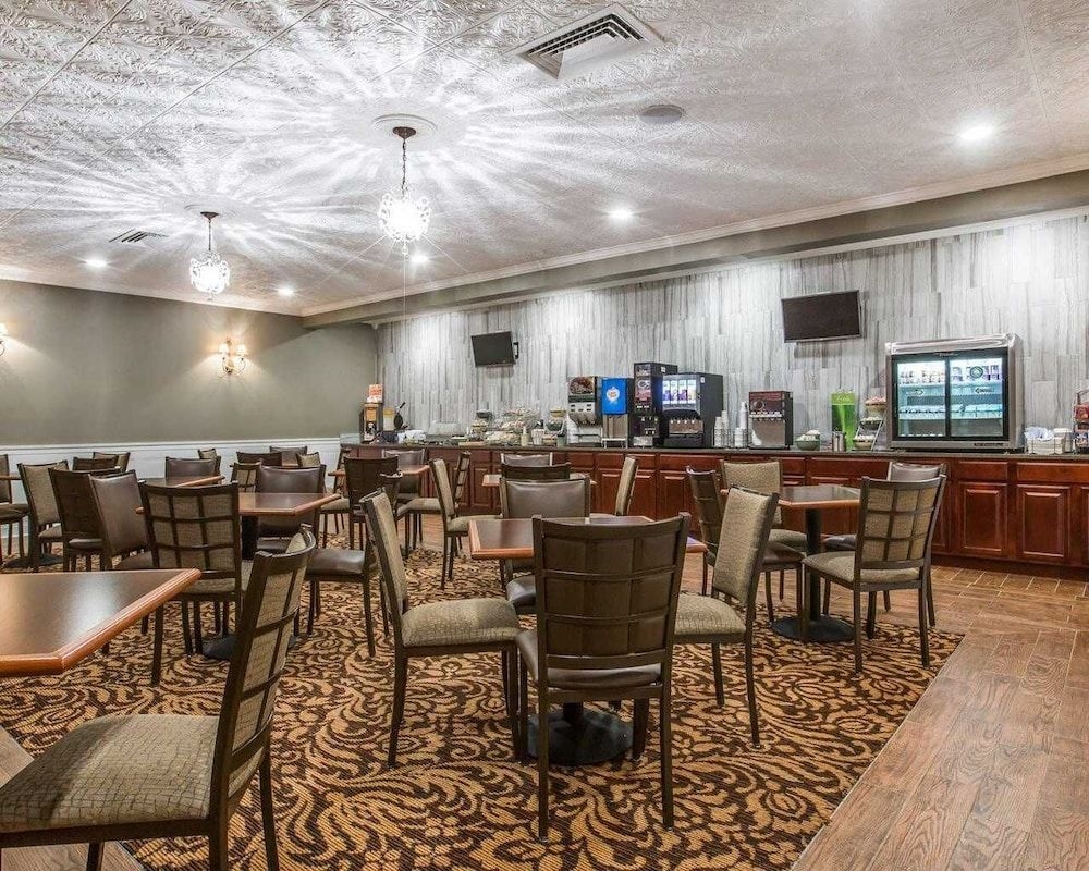 Quality Inn2