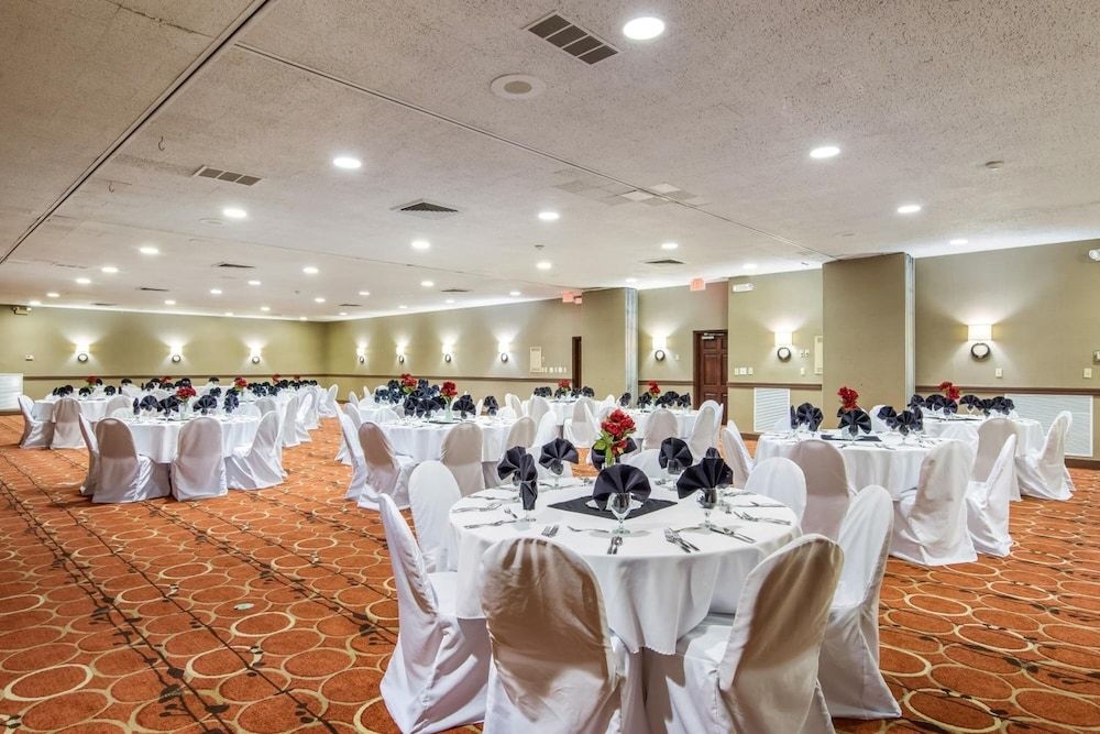 Ramada Ithaca Executive Conference Center3