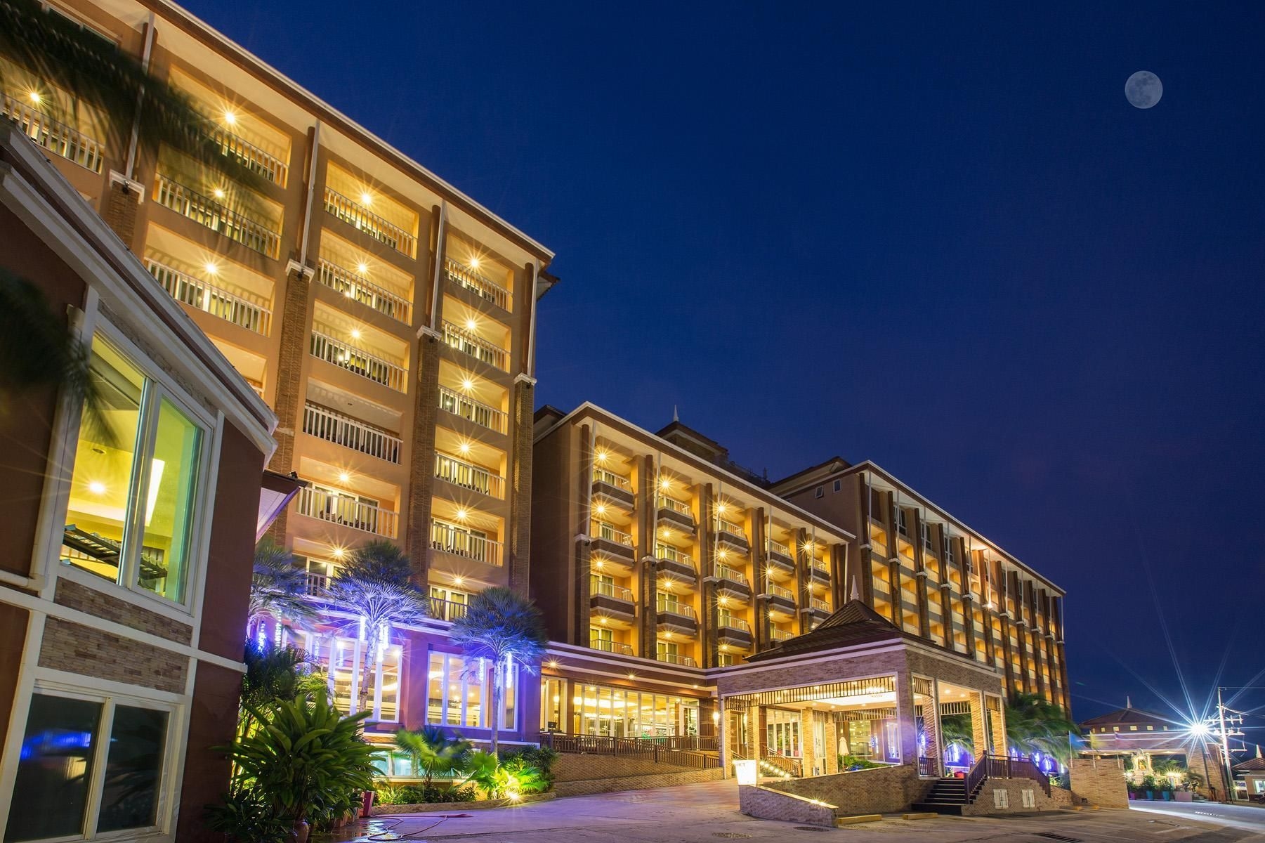 ทรายสวรรค์ บีช รีสอร์ท (Saisawan Beach Resort Pattaya)0