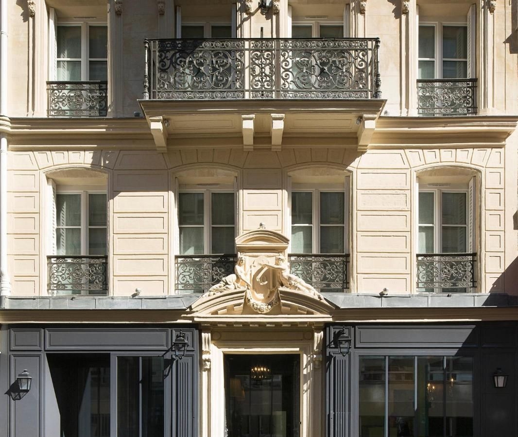 Les Plumes Hotel Paris3