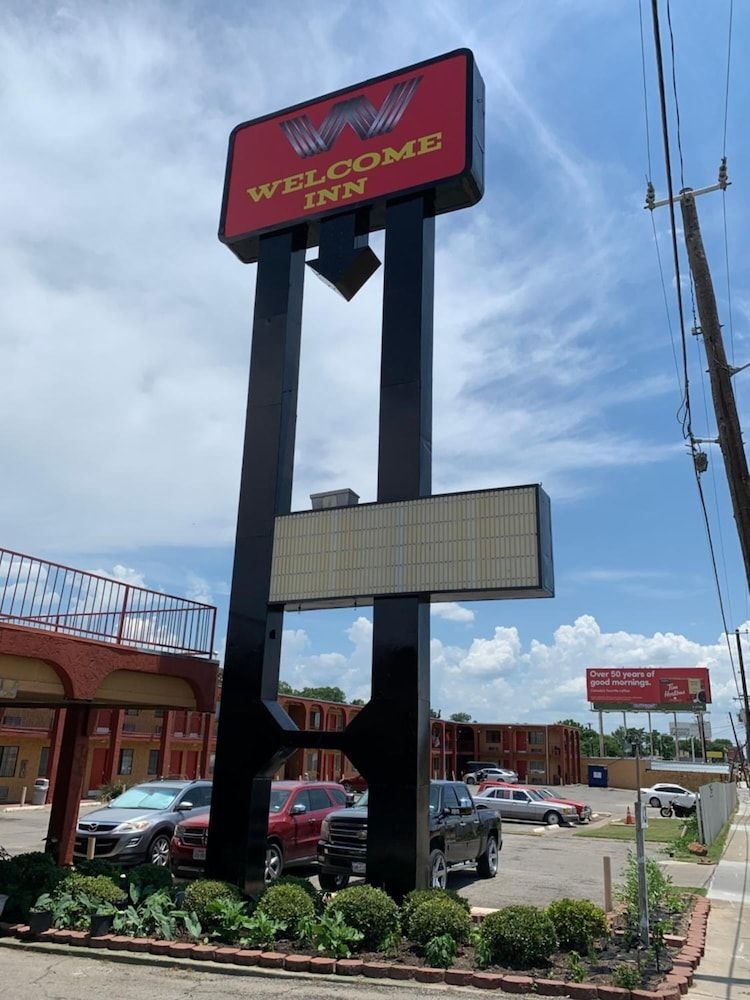 Americas Best Value Inn1