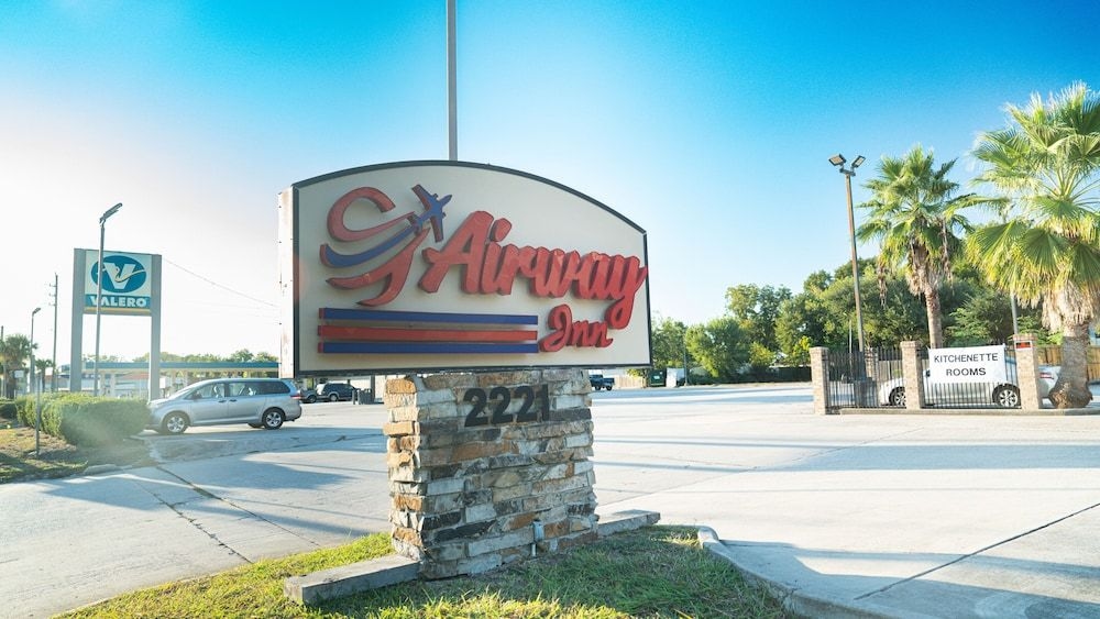 Howard Johnson Houston4