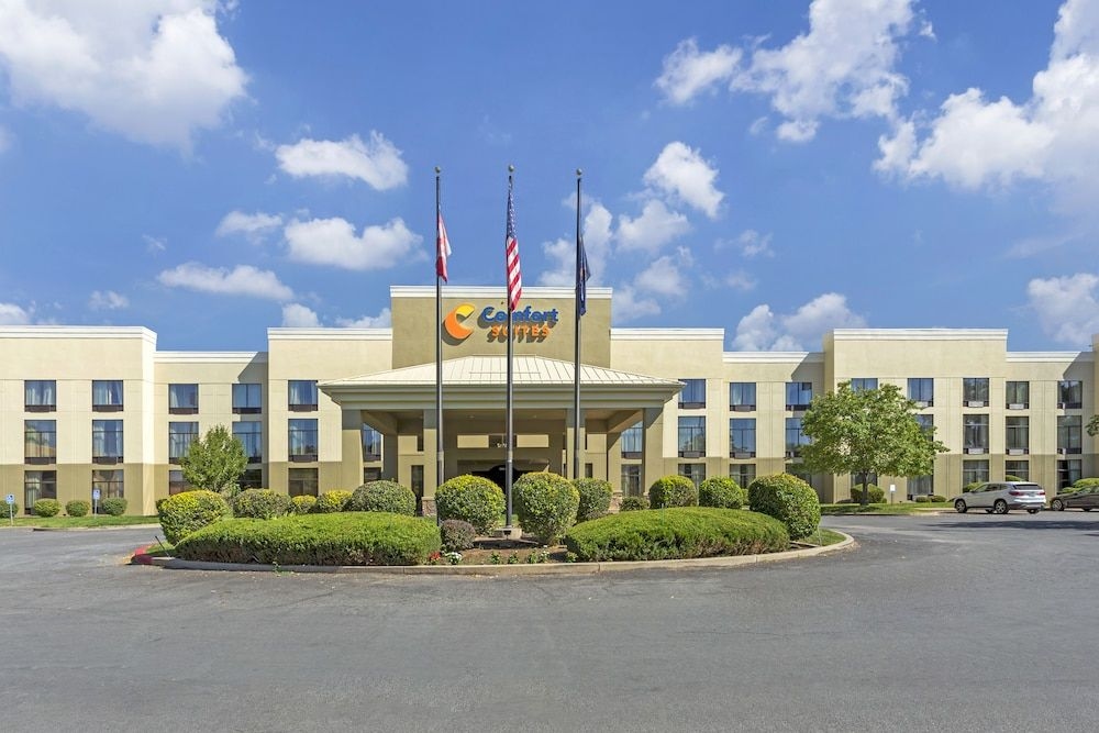 Comfort Suites2