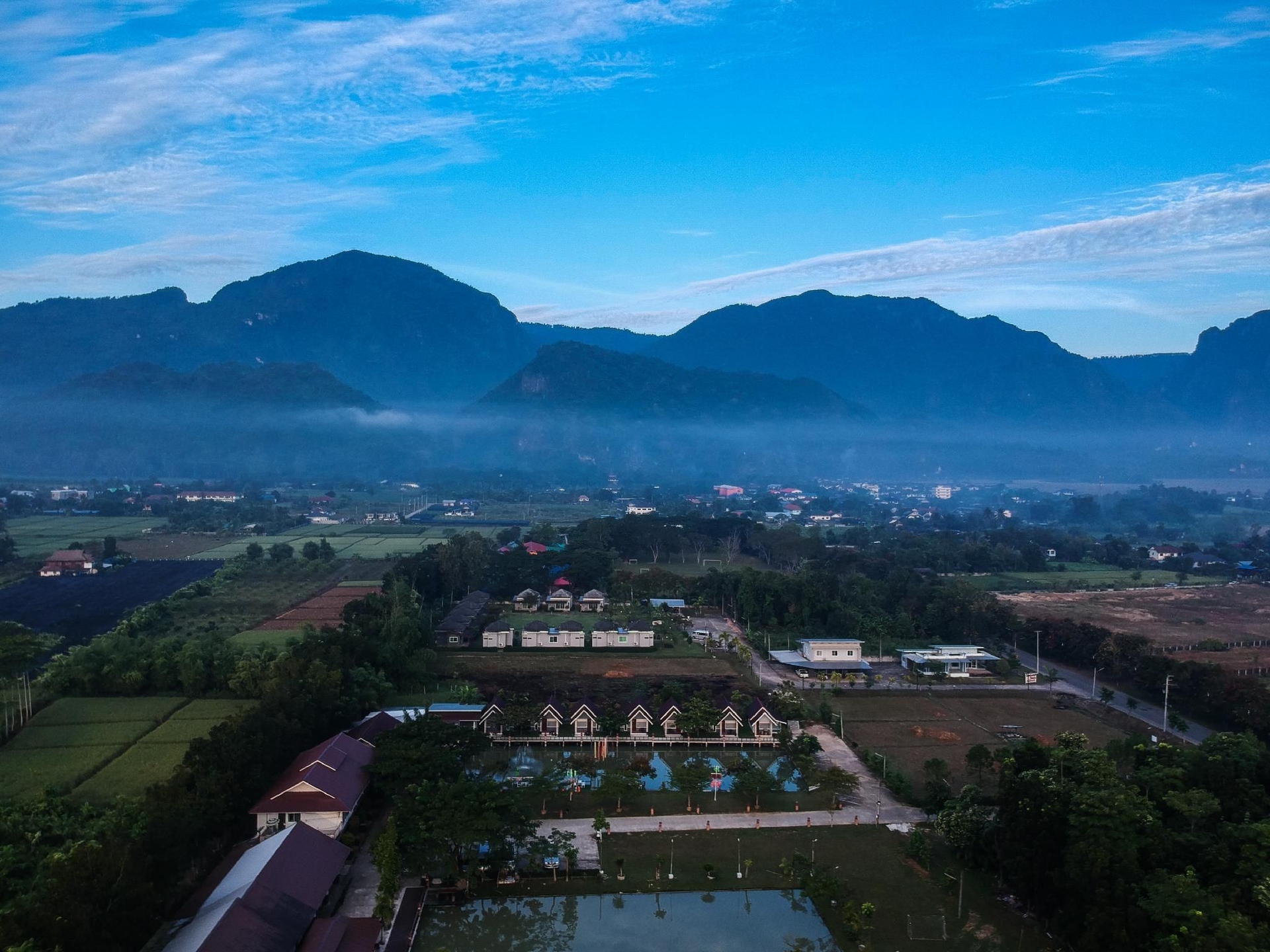 บ้านน้ำ รีสอร์ท (Ban Naam Resort)1